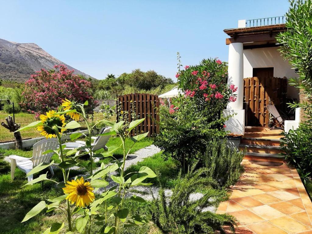 Garden & Sea Villa Vulcano  Luaran gambar
