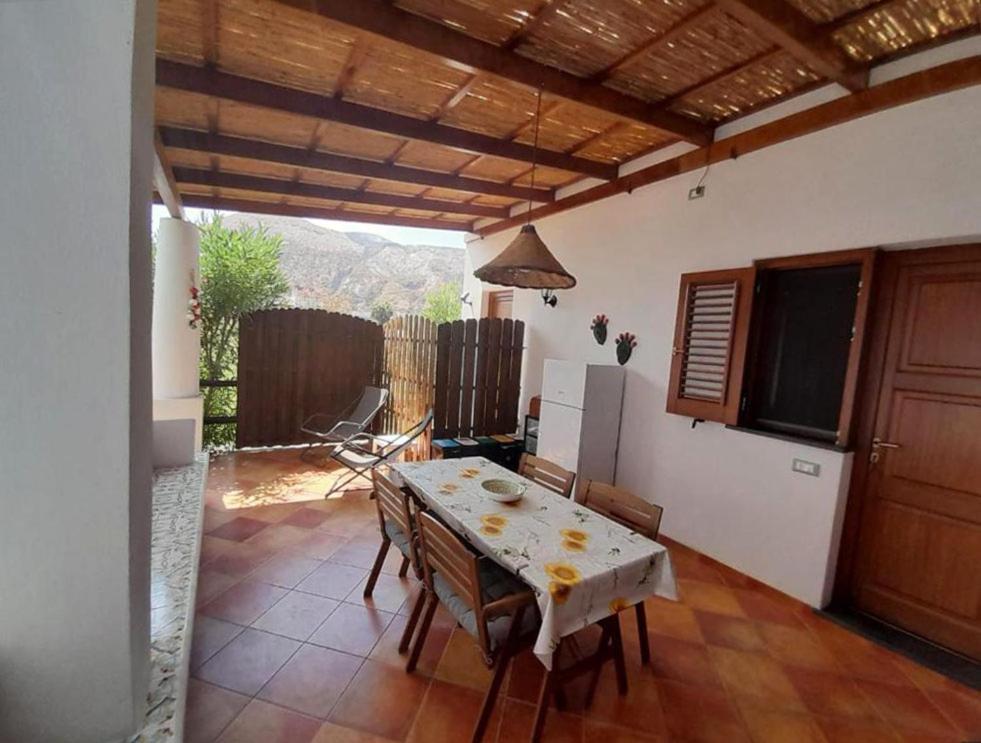 Garden & Sea Villa Vulcano  Luaran gambar