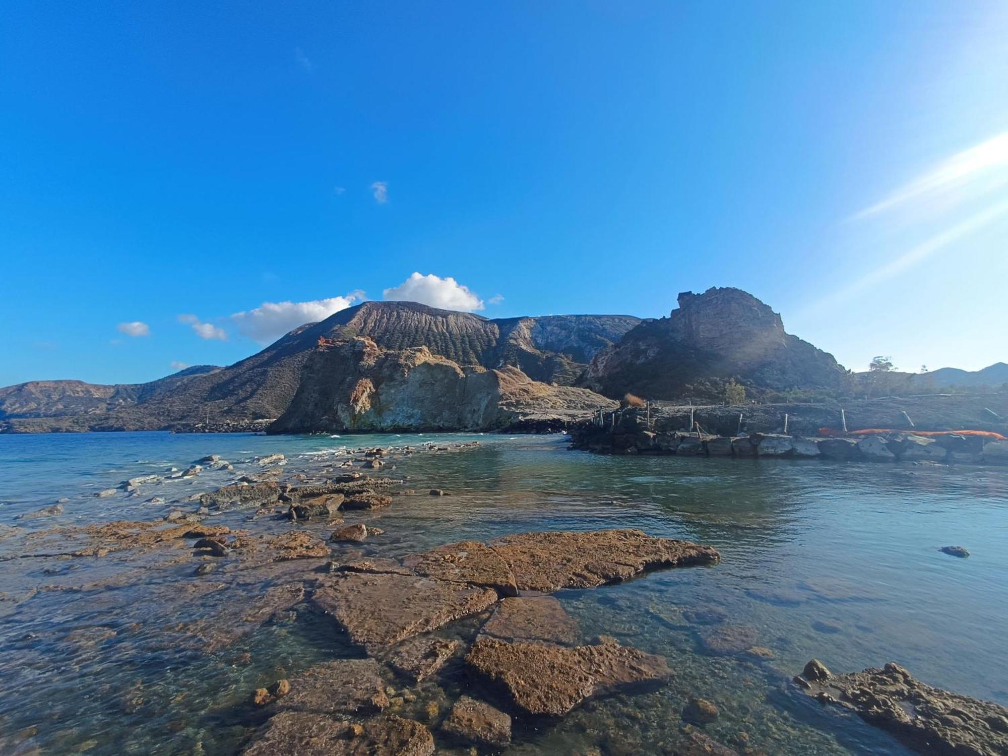 Garden & Sea Villa Vulcano  Luaran gambar